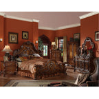 ACME 12137EK Dresden Eastern King Bed, Cherry Oak (1Set/3Ctn)