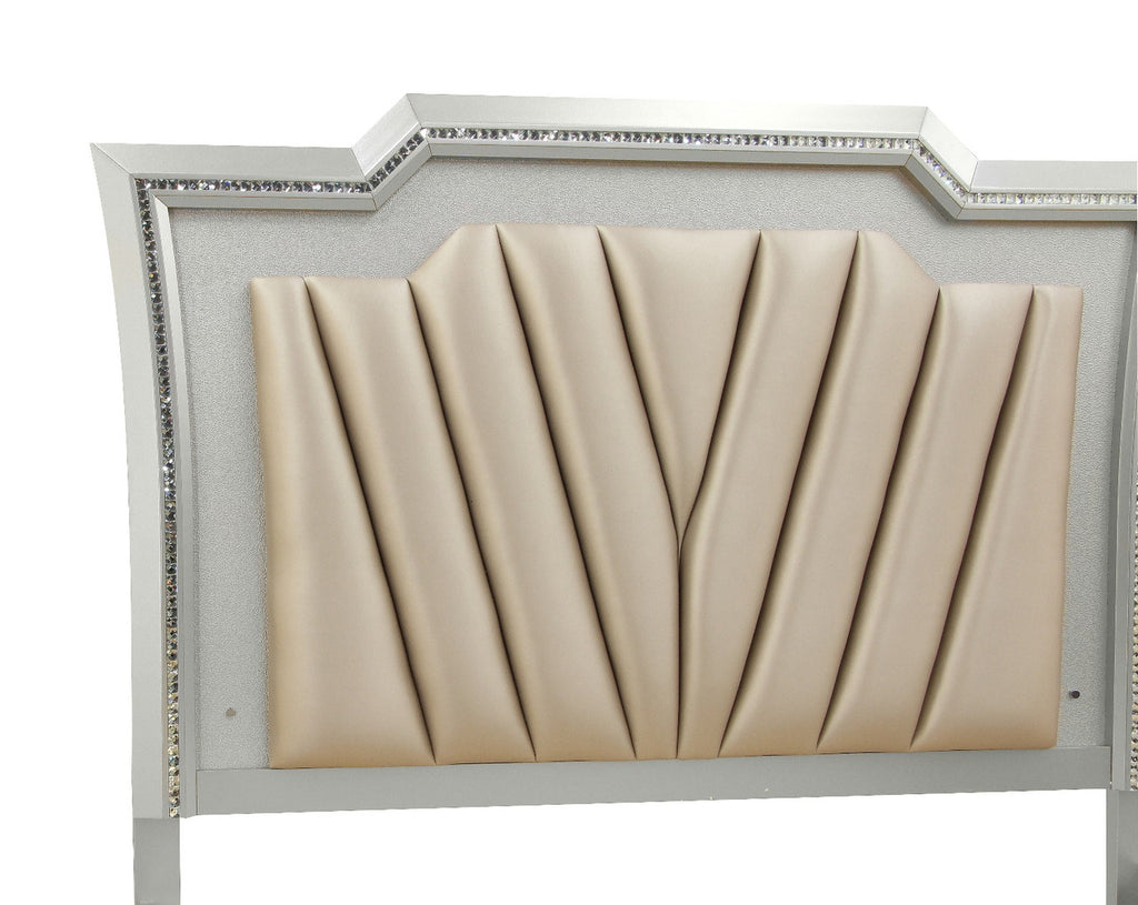 ACME 27227EK Kaitlyn Eastern King Bed, PU & Champagne (1Set/4Ctn)