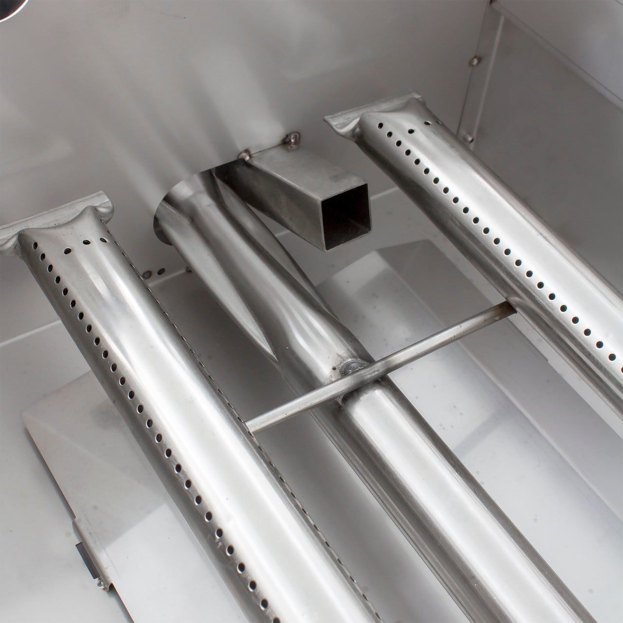 Blaze LTE 30-Inch Built-In Natural Gas Griddle With Lights - BLZ-GRIDDLE-LTE-NG  2