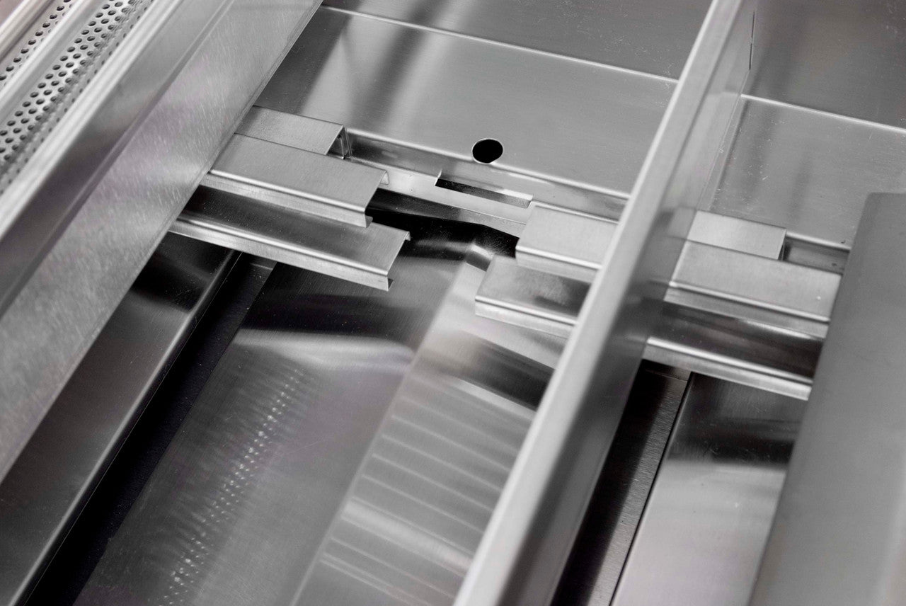 Blaze BLZ-4-LP Prelude LBM 32-Inch 4-Burner Grill - Propane Gas  3