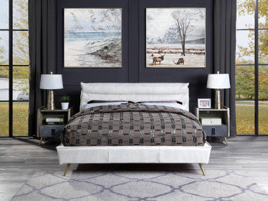 ACME BD00564EK Doris White Eastern King Bed